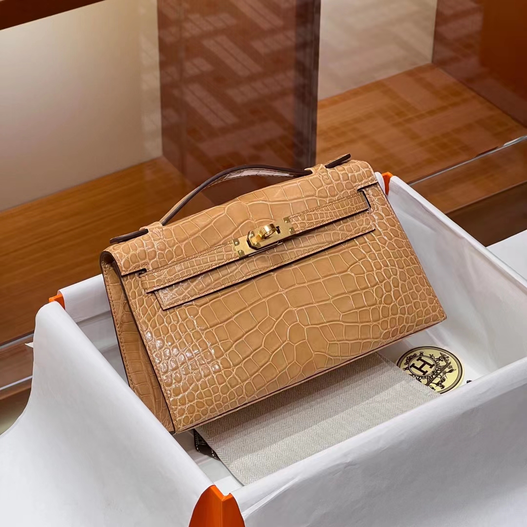 HERMES Kelly pochetto 22cm 1i Alligator GOLD Hardware HandMade