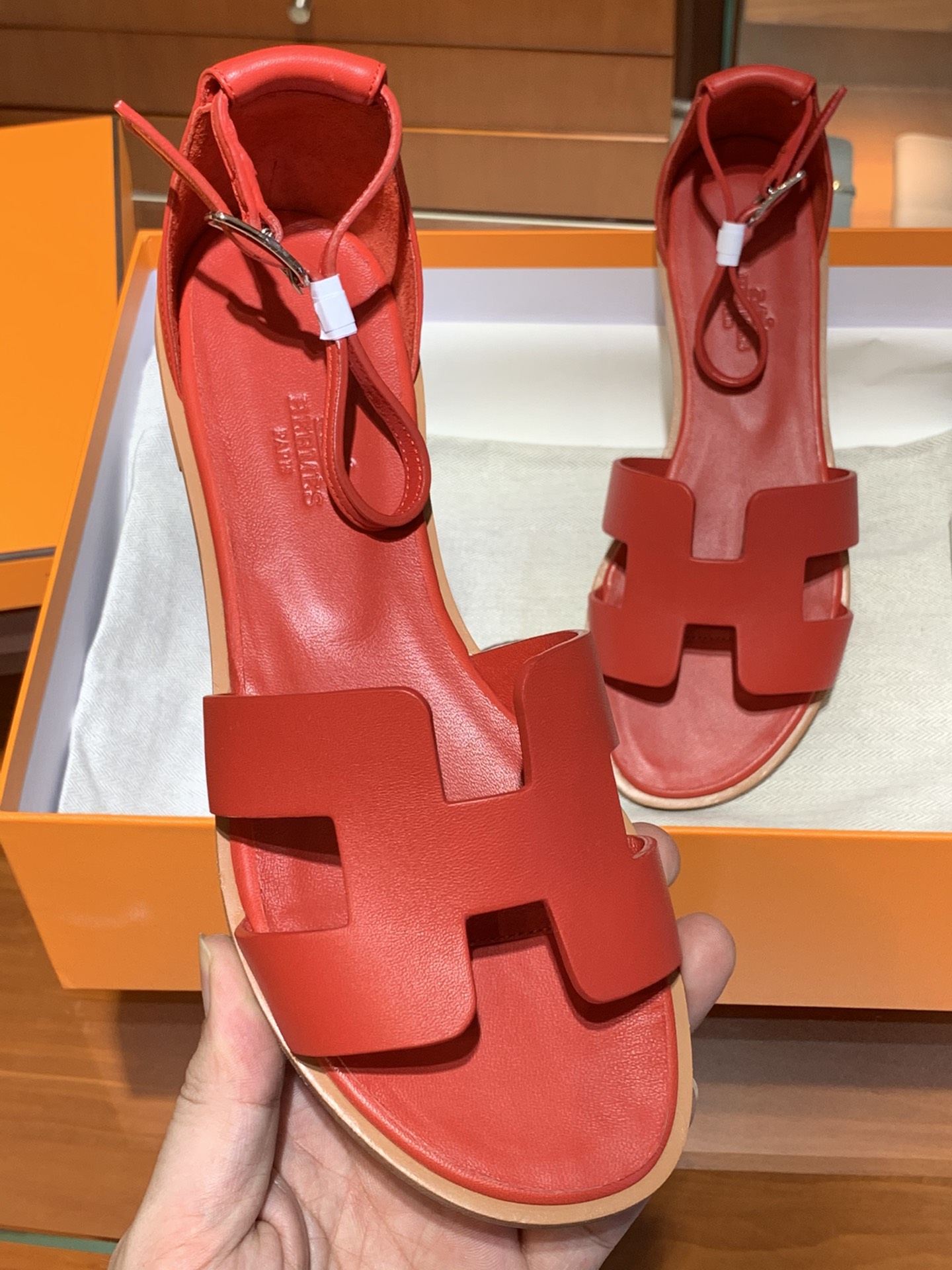 HERMES Sandals New Slippers Handmade Italian lamb sole 10 days of shipment 55 Rouge H