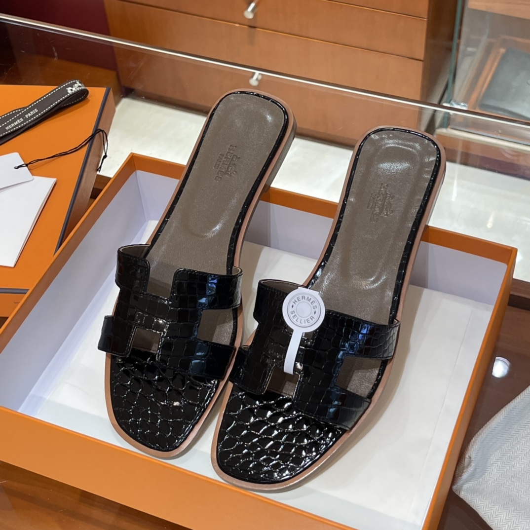 HERMES Alligator Sandals New Slippers Handmade Italian lamb sole 10 days of shipment 89 Nior
