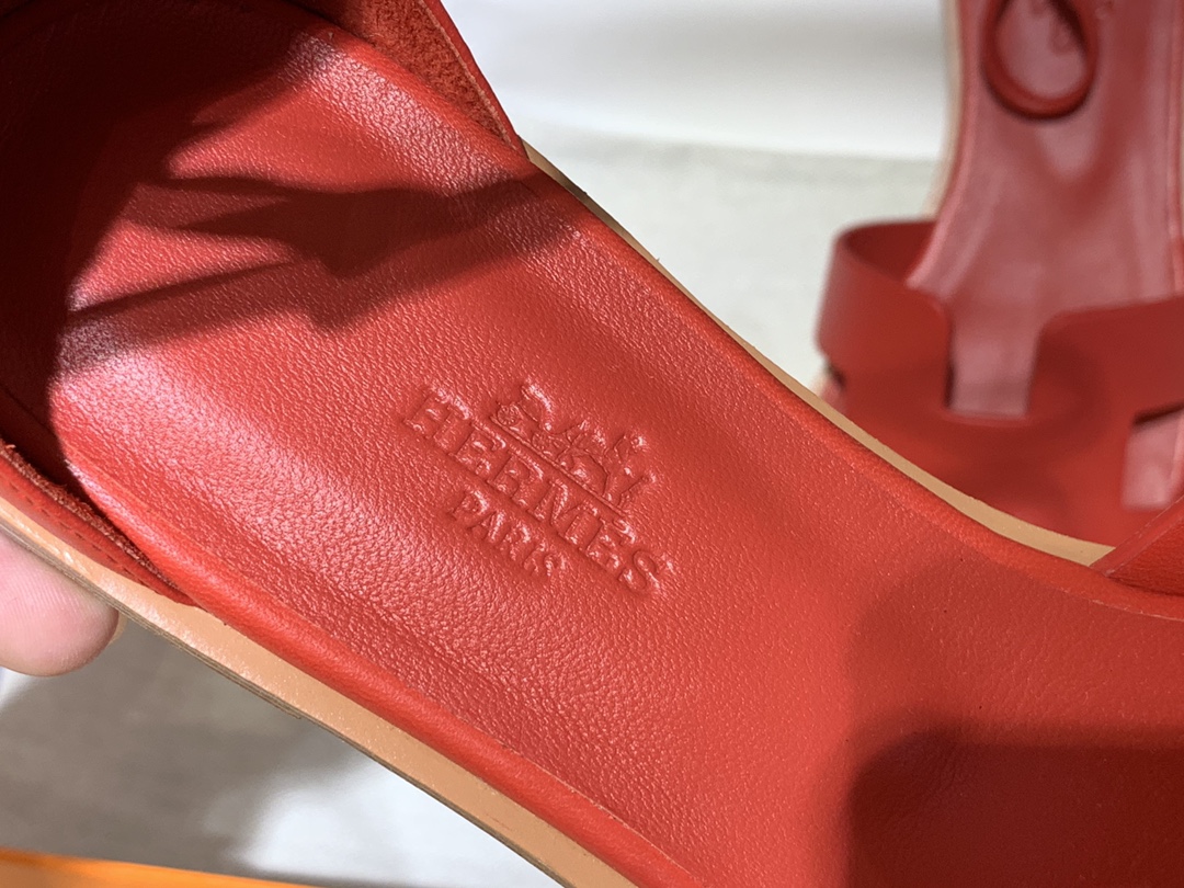 HERMES Sandals New Slippers Handmade Italian lamb sole 10 days of shipment 55 Rouge H