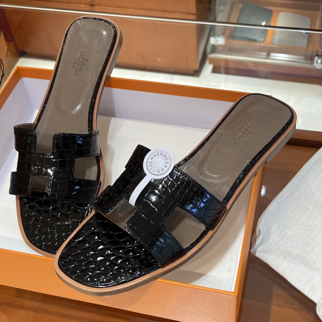 HERMES Alligator Sandals New Slippers Handmade Italian lamb sole 10 days of shipment 89 Nior